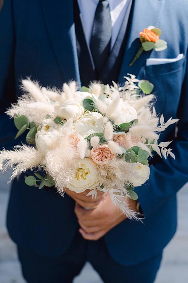 pretty-fall-wedding-sparta-peach-and-white-hues_31