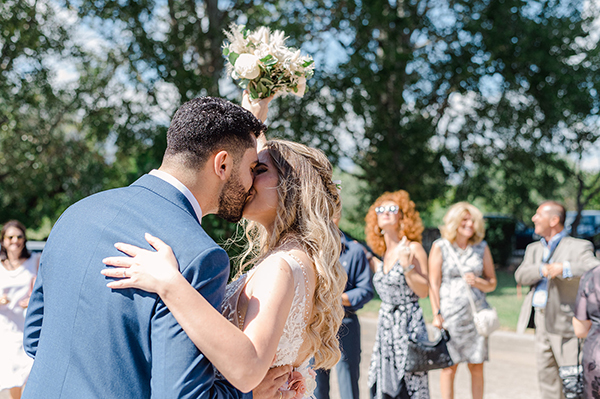 pretty-fall-wedding-sparta-peach-and-white-hues_46