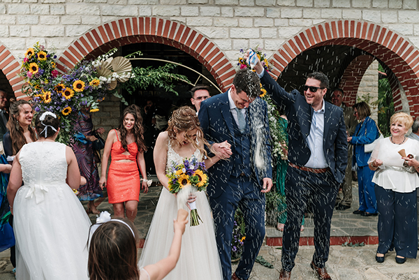 romantic-summer-wedding-sunflowers-kastoria_26