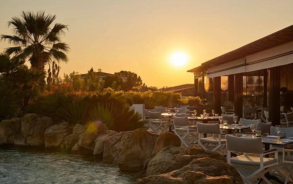 why-the-hyatt-regency-thessaloniki-is-a-gorgeous-setting-for-wedding-day_06