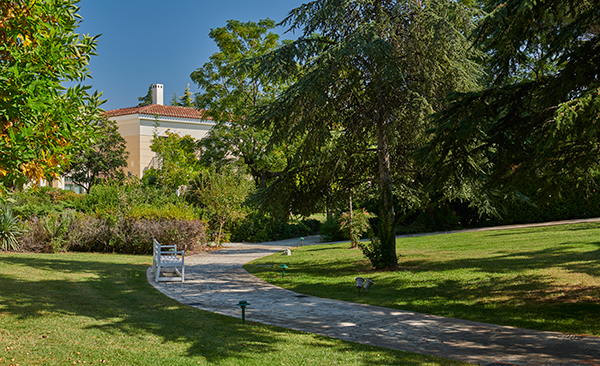 why-the-hyatt-regency-thessaloniki-is-a-gorgeous-setting-for-wedding-day_06z