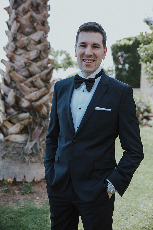 beautiful-flower-filled-wedding-athens_18