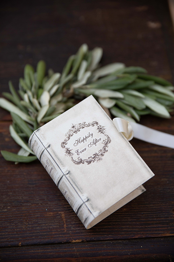 beautiful-flower-filled-wedding-athens_42x