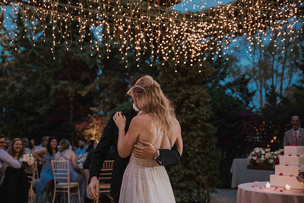 beautiful-flower-filled-wedding-athens_53