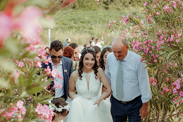 boho-summer-wedding-naxos-island-romantic-details_10