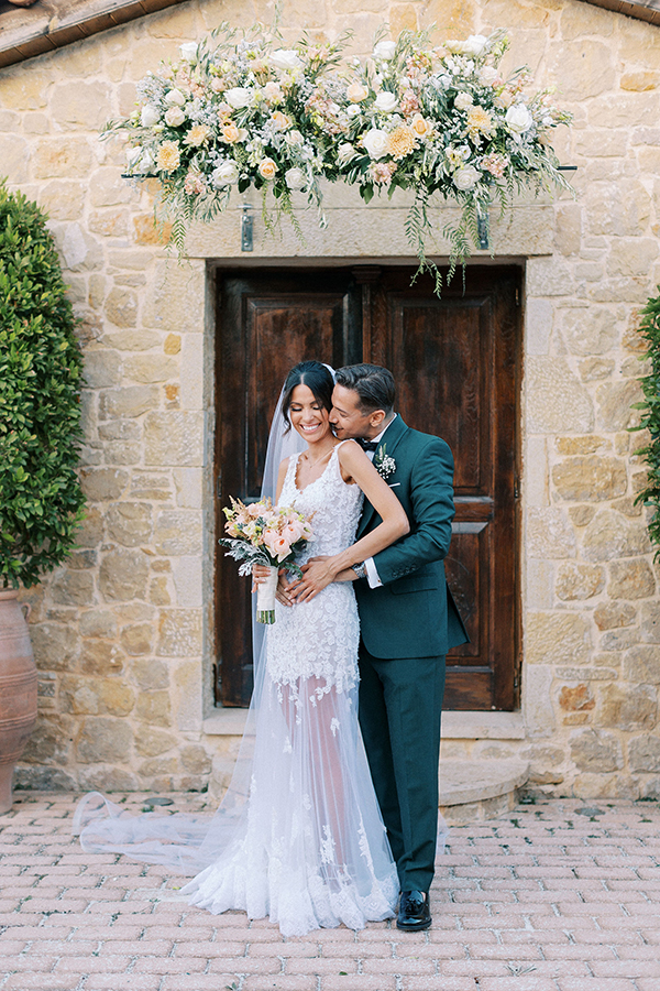 gorgeous-summer-wedding-athens-pretty-pastel-flowers_19