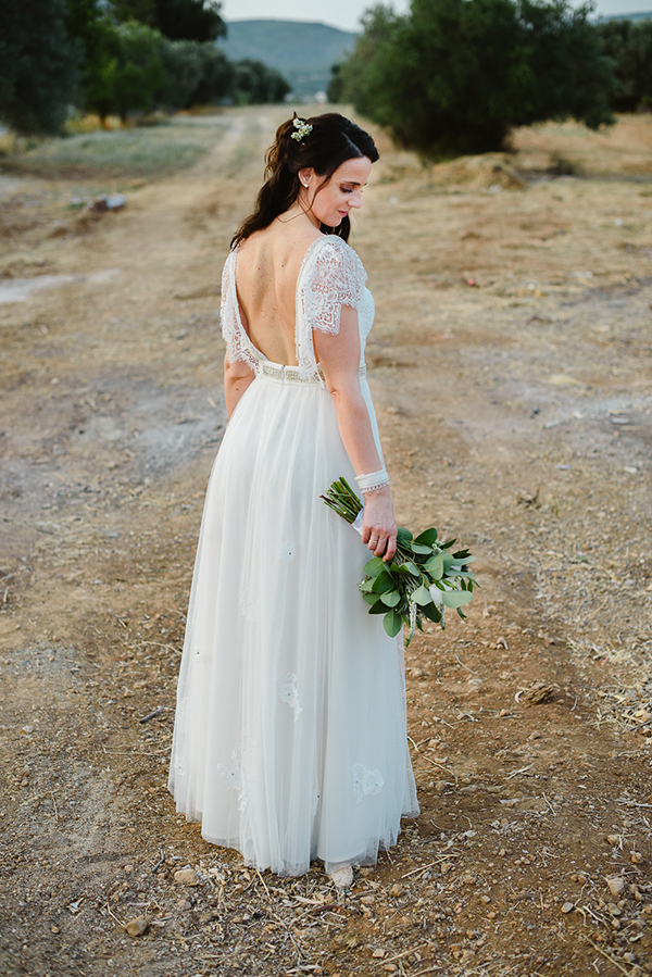 lovely-summer-wedding-evia-with-pink-white-roses_04