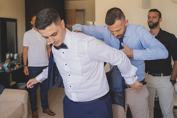 modern-chic-fall-wedding-athens-colorful-flowers_10