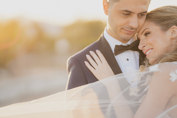 modern-chic-fall-wedding-athens-colorful-flowers_38