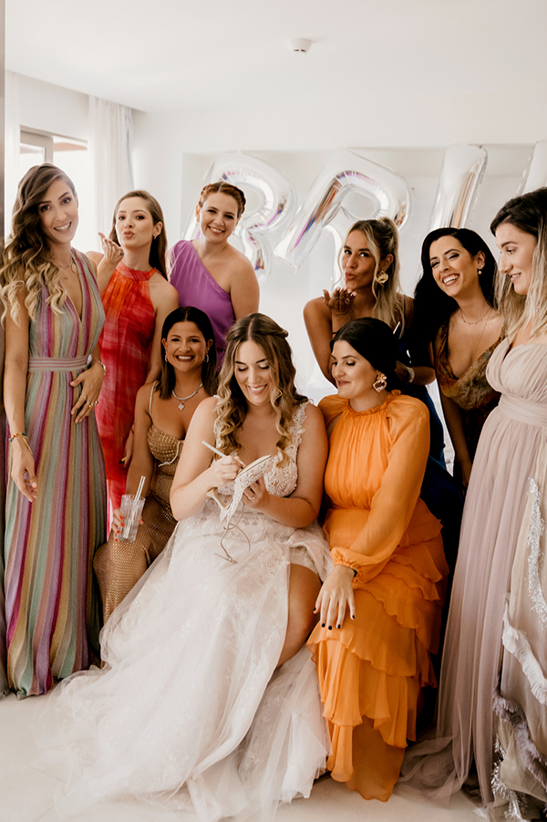 romantic-chic-summer-wedding-crete-white-pink-roses_05