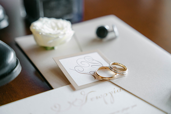 summer-wedding-nafpaktos-white-blooms_05z