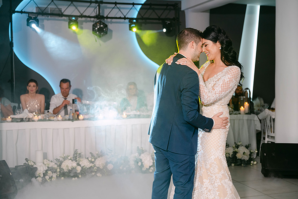 summer-wedding-nafpaktos-white-blooms_40