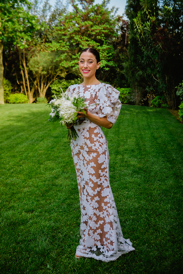 beautiful-spring-wedding-athens-white-hydrangeas_04