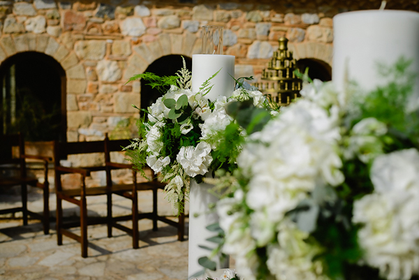 beautiful-spring-wedding-athens-white-hydrangeas_08