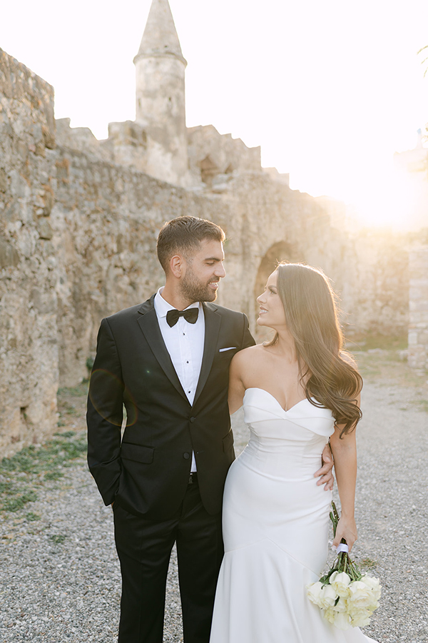 beautiful-summer-wedding-patras-yellow-flowers_02