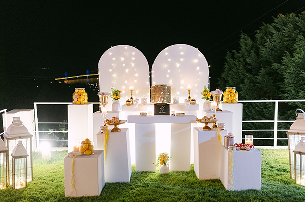 beautiful-summer-wedding-patras-yellow-flowers_31