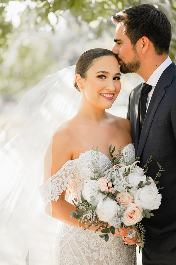 charming-destination-wedding-crete-lovely-details_04x