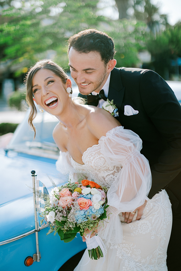 colorful-and-chic-wedding-kos-gorgeous-flowers_04