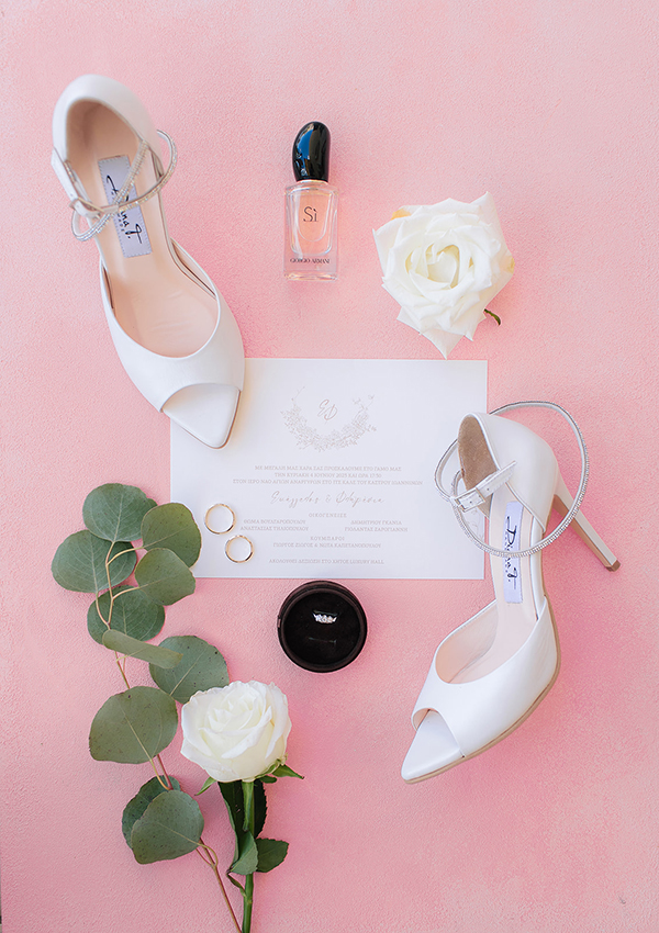 lovely-summer-wedding-ioannina-pretty-flowers_05x