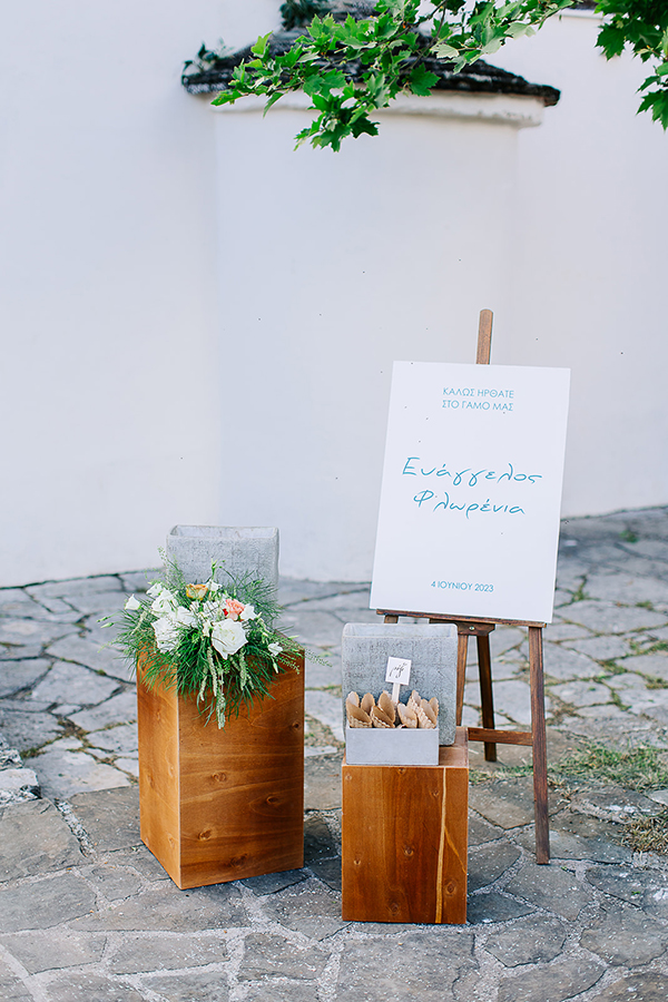 lovely-summer-wedding-ioannina-pretty-flowers_09