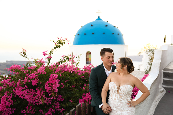 minimal-chic-elopement-santorini_18