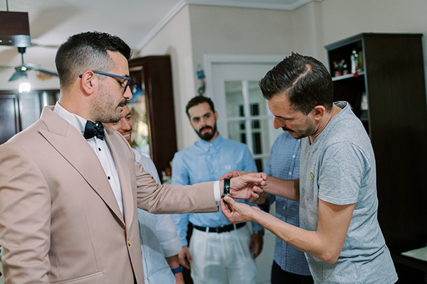 pretty-summer-wedding-athens-romantic-flair_09