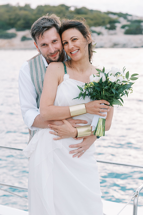 summer-wedding-boat-aegina_01