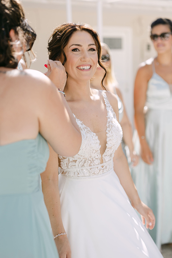 summer-wedding-kefalonia-pops-of-pink_07