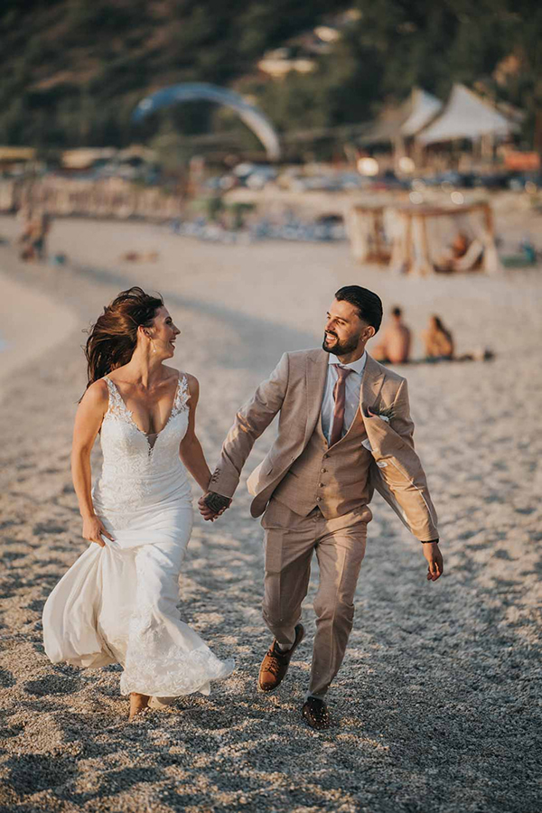 bohemian-fall-wedding-lefkada-pampas-grass_22x