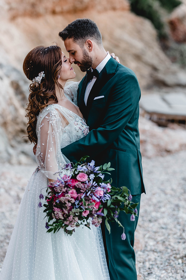 fairytale-summer-wedding-athens-colorful-blooms_01