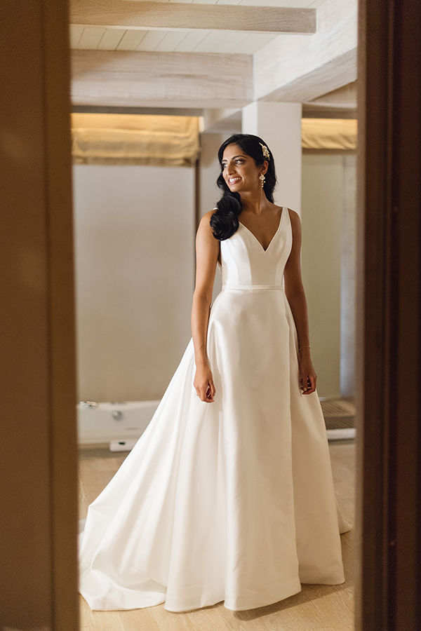 vibrant-indian-wedding-modern-vow-exchange-athens_27