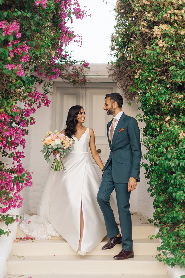 vibrant-indian-wedding-modern-vow-exchange-athens_35