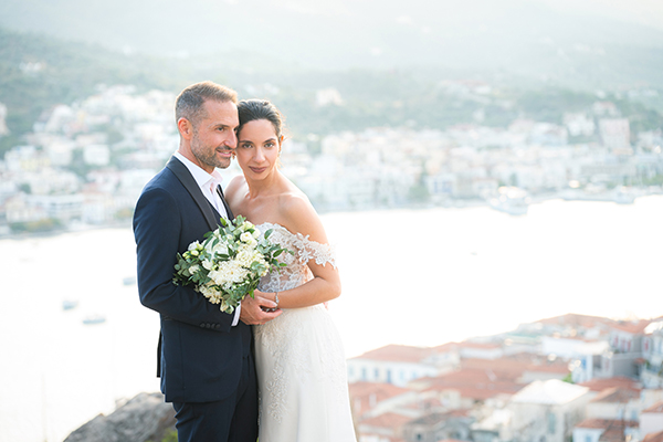 Beautiful classic white and lush green wedding | Sissy & Kostas Beautiful classic white and lush green wedding | Sissy & Kostas
