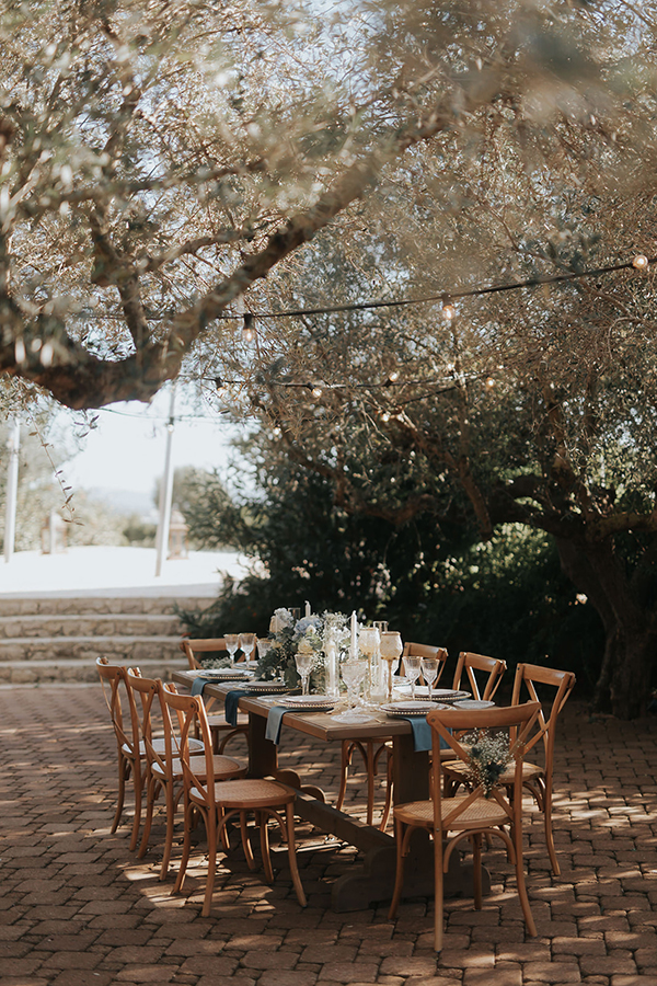 fairytale-destination-wedding-pylos-dusty-blue-florals_27