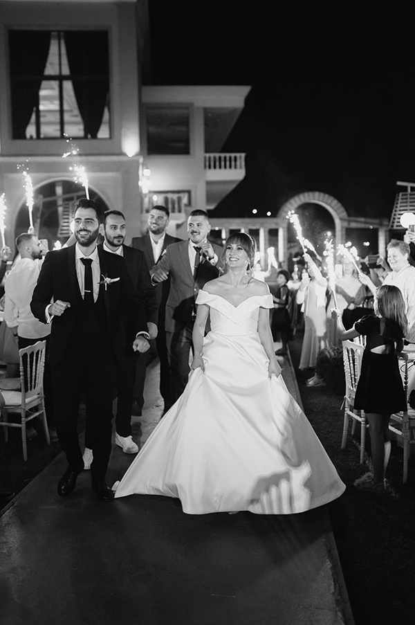 gorgeous-wedding-greece-pale-pink-color-palette_19