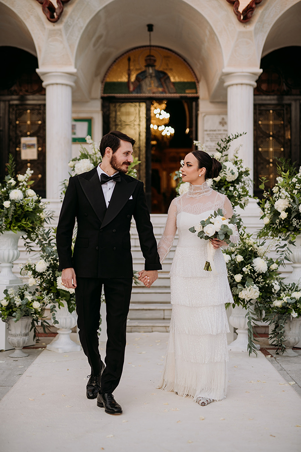 spring-wedding-greece-white-flowers_03