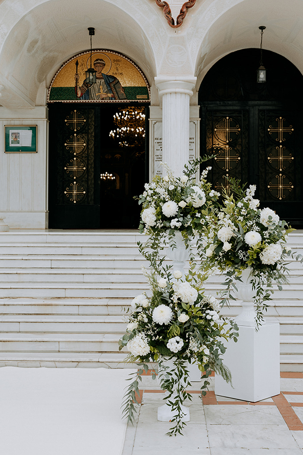 spring-wedding-greece-white-flowers_06x
