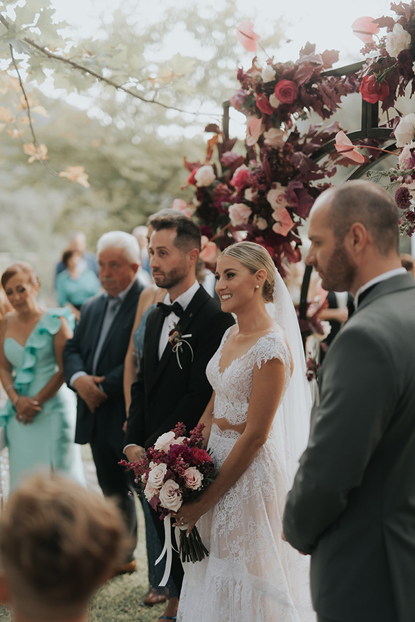 stylish-autumn-wedding-prettiest-fall-foliage_16