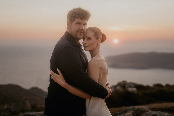 minimal-chic-wedding-in-mykonos_02