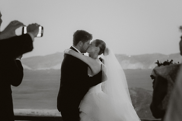 minimal-chic-wedding-in-mykonos_18