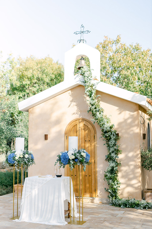 dreamy-blue-and-white-wedding-winery-greece_11