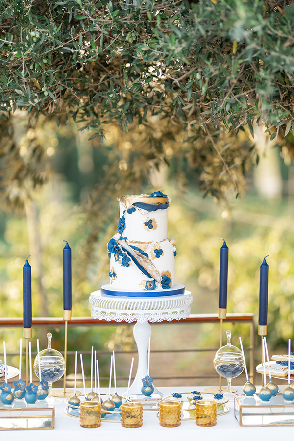 dreamy-blue-and-white-wedding-winery-greece_21