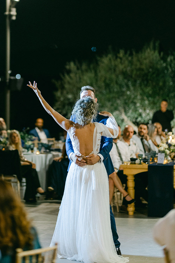 dreamy-blue-and-white-wedding-winery-greece_29