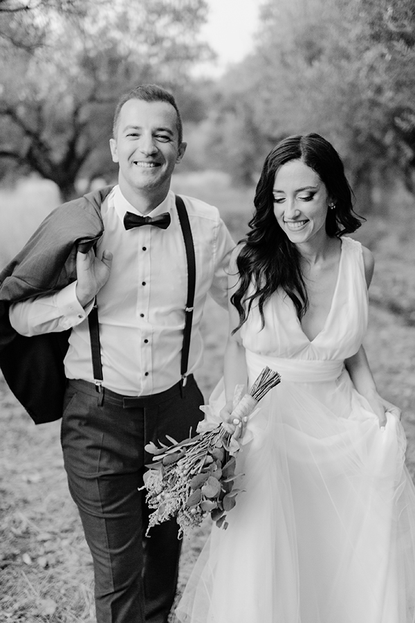 enchanting-summer-wedding-romantic-florals_17