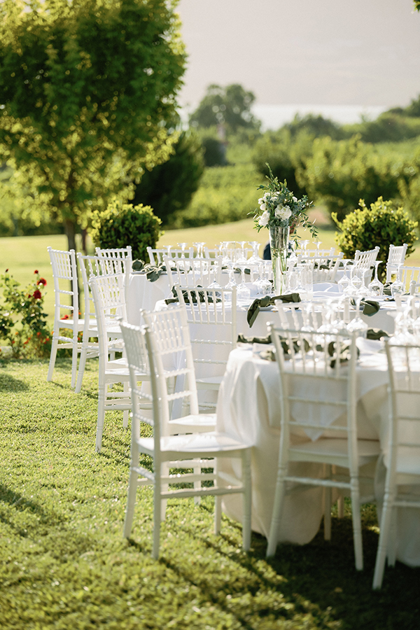 chic-wedding-white-florals-velventos-greece_25