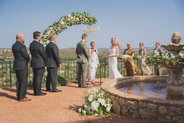 elegant-wedding-hatzi-mansion-impressive-florals_17