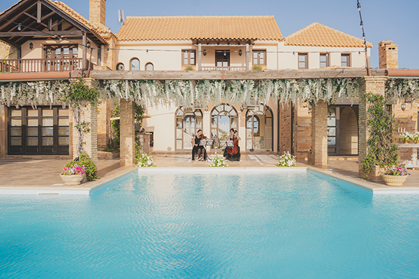 elegant-wedding-hatzi-mansion-impressive-florals_29