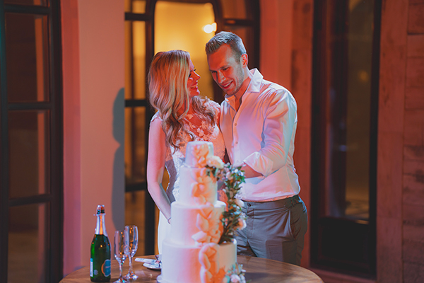 elegant-wedding-hatzi-mansion-impressive-florals_33