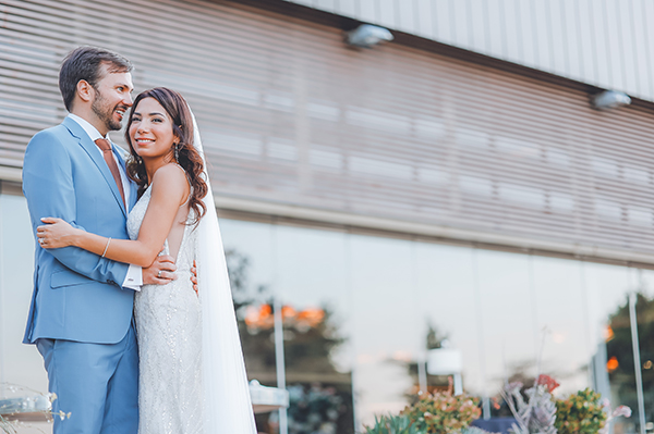 romantic-destination-wedding-gorgeous-florals_03