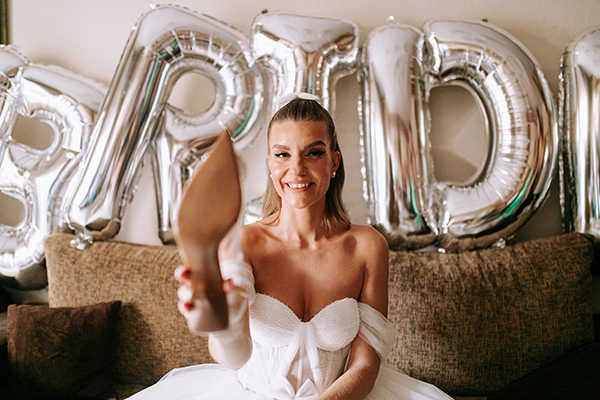 romantic-summer-wedding-thessaloniki-yellow-roses_02x